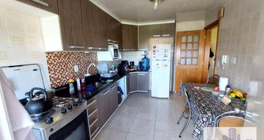 ED. PEQUENO AP. FRENTE MUITO AMPLO 2 DORM. COM GARAGEM