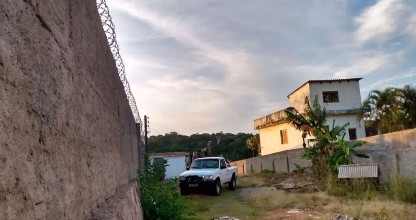 Terreno à venda na Rua Sepé Tiaraju, 226, Medianeira, Porto Alegre