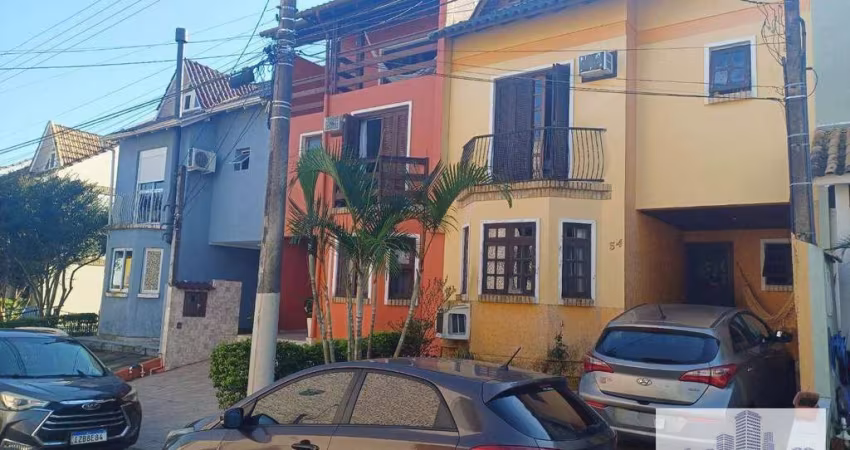 Linda Casa com 4 dormitórios à venda no Guarujá - Porto Alegre/RS