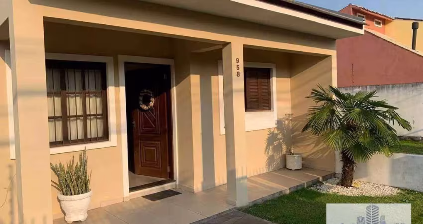 LINDA CASA DE ESQUINA COM 3 DORM. SUITE E PATIO COM PISCINA