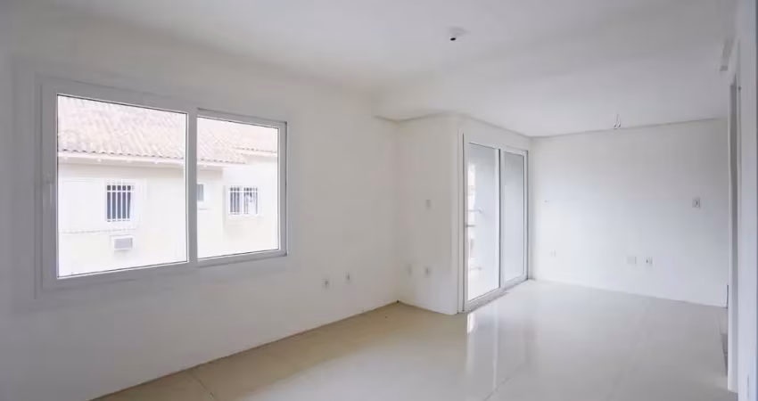 Linda casa nova com 3 dorm. 2 garagens e condominio custo zero