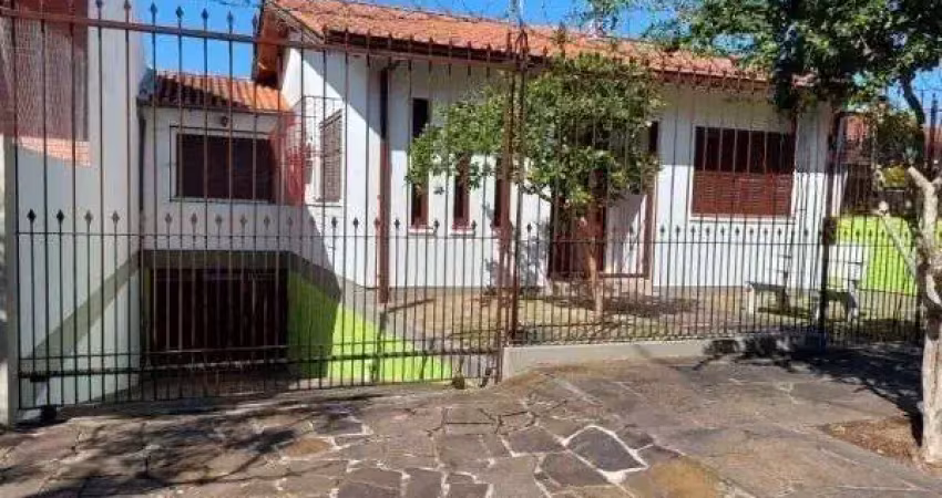Linda casa  no jardim vila nova muito ampla e bem construida