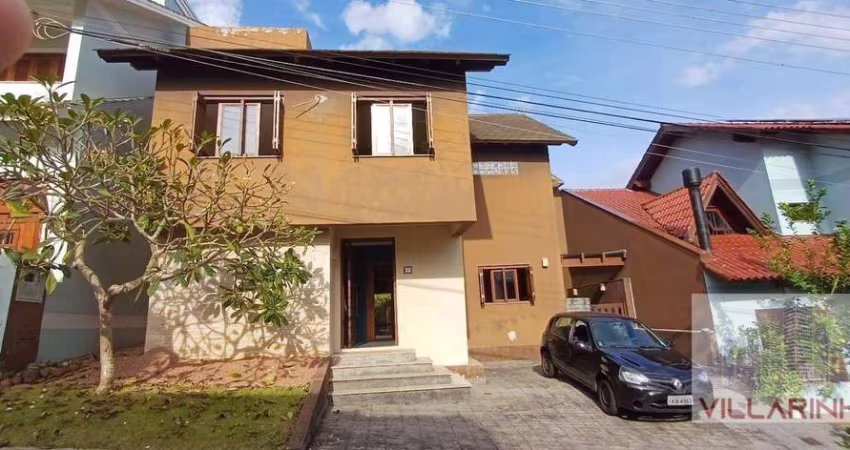 EXCELENTE CASA NA VILA NOVA 3 DORMITÓRIOS 250M²