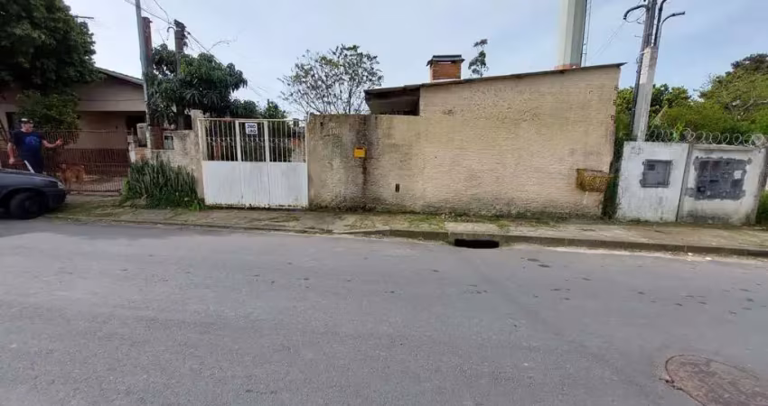 Casa com 3 quartos à venda na Bento Silva Martin, 180, Restinga, Porto Alegre