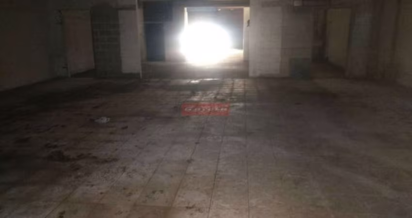 SALÃO COMERCIAL PARA LOCAÇAO EM STO AMARO, 277M², VÃO LIVRE DE 240M², 1 BANHEIRO, 3 VAGAS
