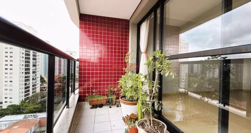 Excelente apartamento 4 dorm, 4 banheiros(sendo 2 suítes, 3 vagas de garagem, cozinha, área de serv