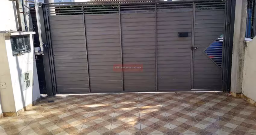 Sobrado ch. sto antonio , 2 dorm , sala . cozinha , área de serv. 2 vagas . oportunidade ..