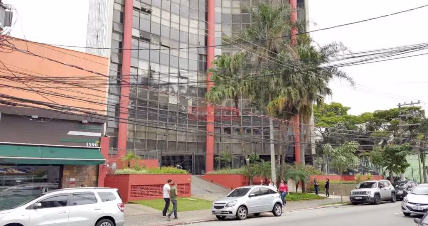 Sala comercial para alugar na Chácara Santo Antônio, São Paulo 