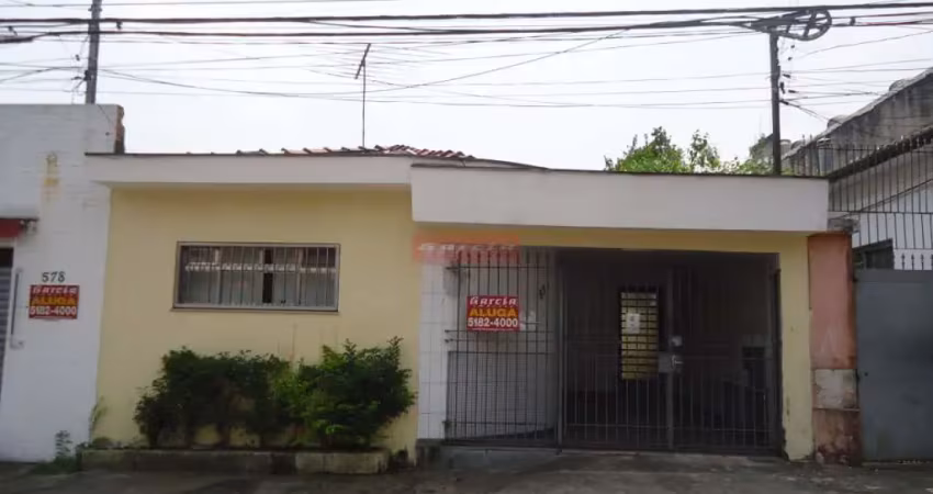 Casa com 2 quartos para alugar na Chácara Santo Antônio, São Paulo 