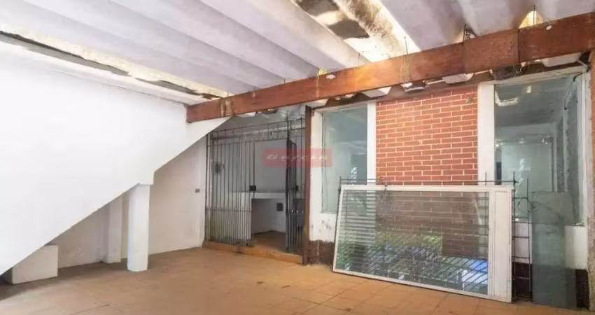 Sobrado com 150m2, sendo 3 quartos, 3 wcs, 2 vagas, sala, coz. excelente localização