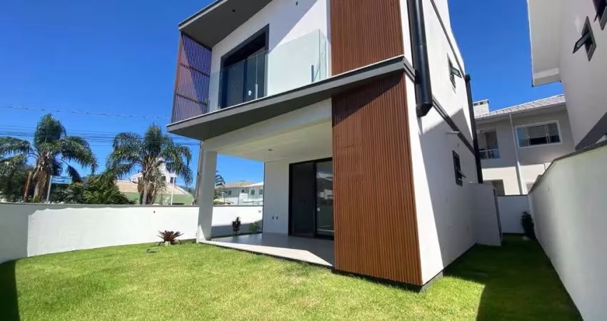 Casa para Venda em Palhoça, Nova Palhoça, 3 dormitórios, 1 suíte, 3 banheiros, 2 vagas