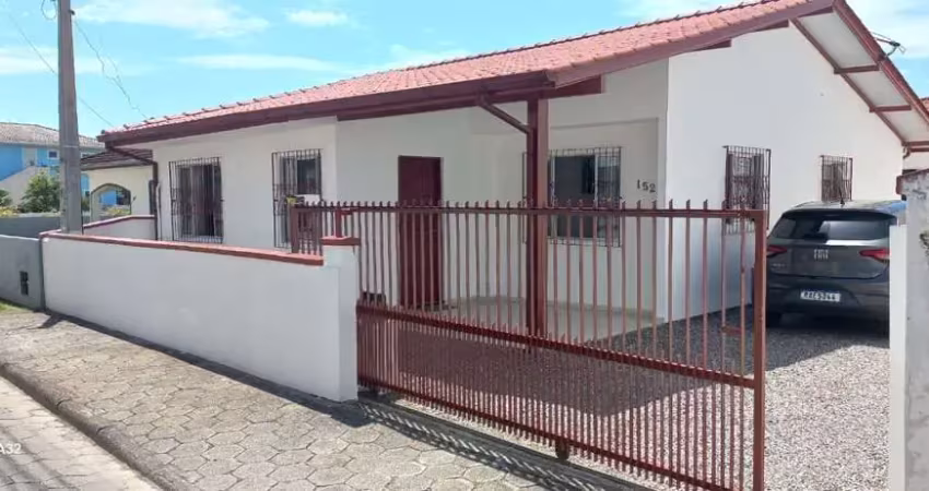 Casa para Venda em Palhoça, Barra do Aririú, 3 dormitórios, 1 suíte, 3 banheiros, 2 vagas