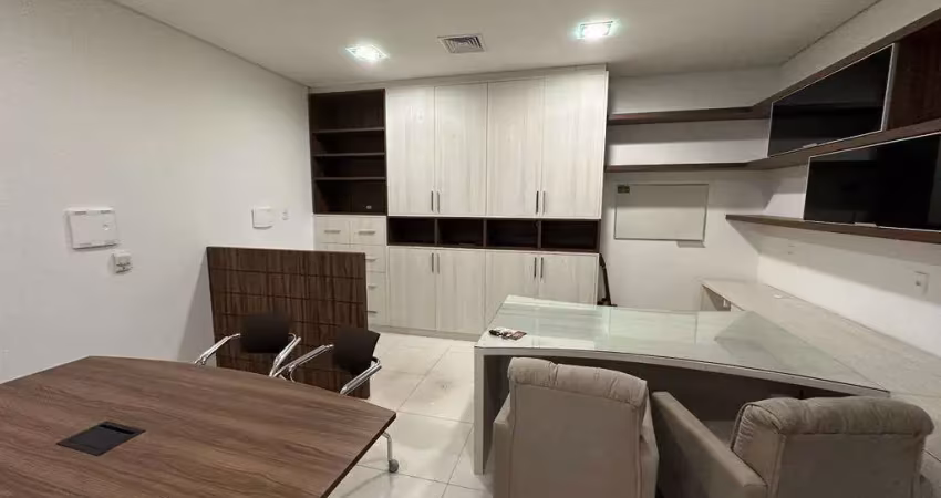 Sala comercial à venda na Avenida dos Lagos, Pedra Branca, Palhoça