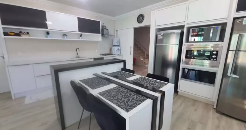 Casa com 4 quartos à venda na da Saracuras, 100, Pedra Branca, Palhoça