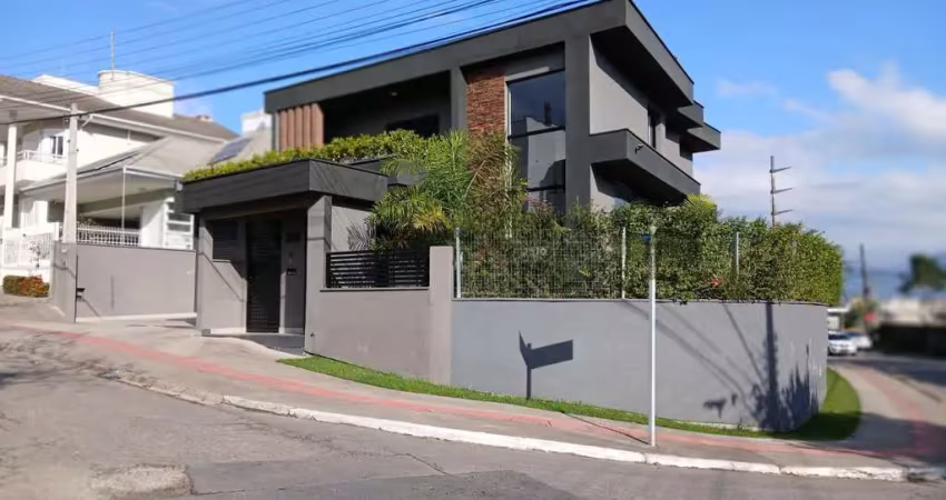 Casa com 3 quartos à venda na Rua dos Sabiás, Pedra Branca, Palhoça