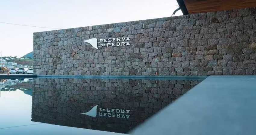 Terreno à venda na Rua Lagoinha, Pedra Branca, Palhoça