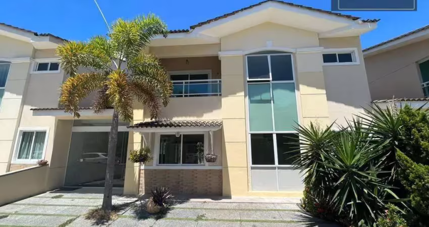 Casa com 4 quartos à venda, 186 m² por R$ 988.000 - Lagoa Redonda - Fortaleza/CE