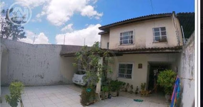 Casa com 2 dormitórios à venda, 100 m² por R$ 490.000,00 - Maraponga - Fortaleza/CE