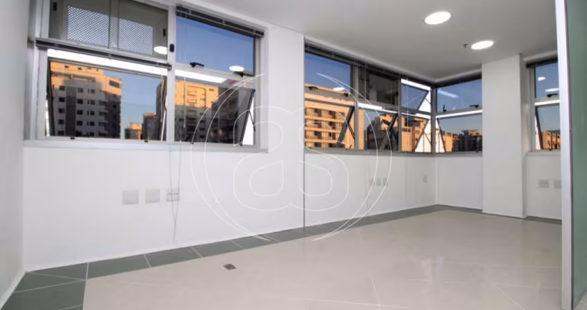 CONJUNTO COMERCIAL EM MOEMA