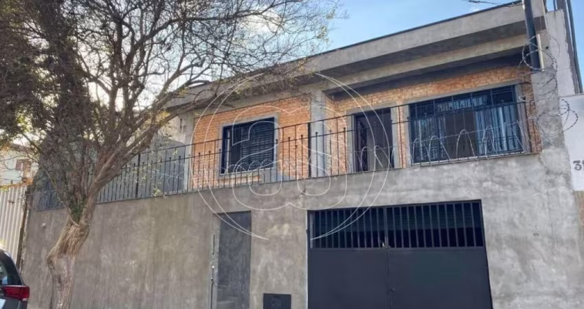 Casa com 2 quartos à venda com 112m²