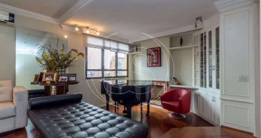 Apartamento com 218m² á venda em Moema Pássaros