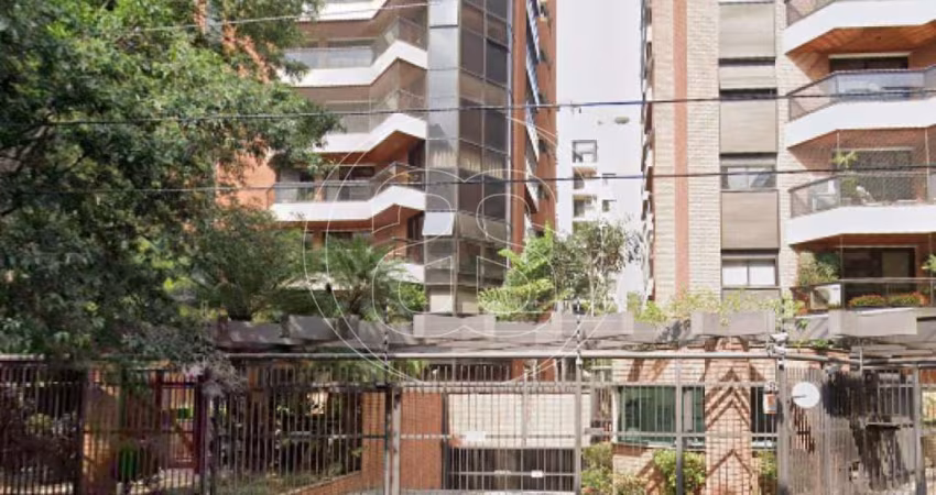APARTAMENTO À VENDA