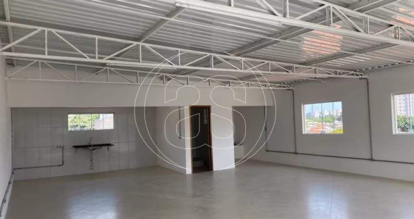 Prédio comercial com 500m² disponível para venda e locação