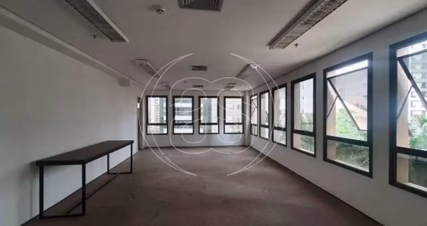 Sala comercial para alugar na Alameda Campinas, 728, Jardim Paulista, São Paulo