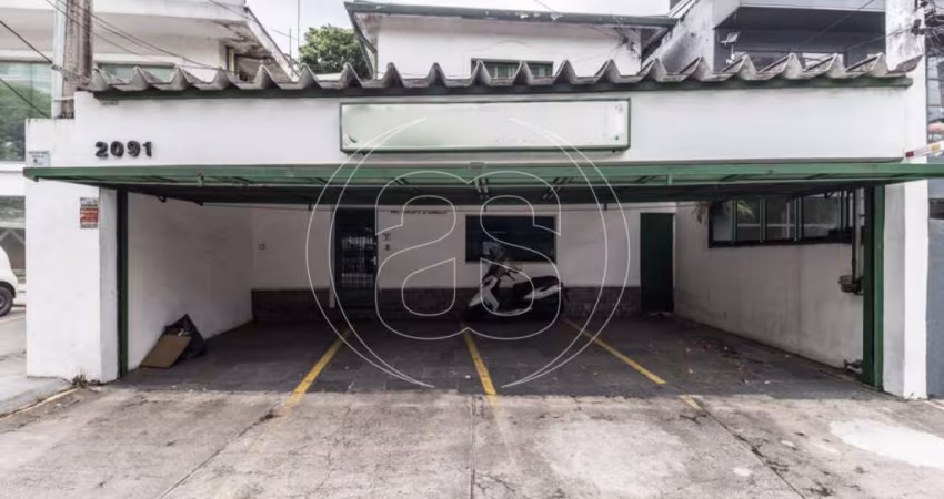 CASA COMERCIAL na AV. REPÚBLICA DO LÍBANO, 298m²