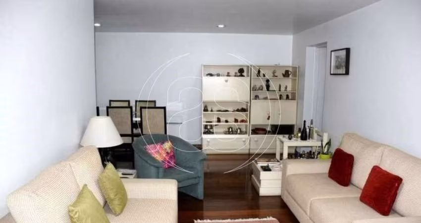 Apartamento em Jardim Paulista com 150m²