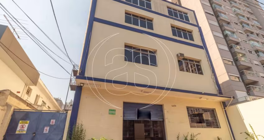 Prédio comercial com 1.094m² de área útil para venda e locação