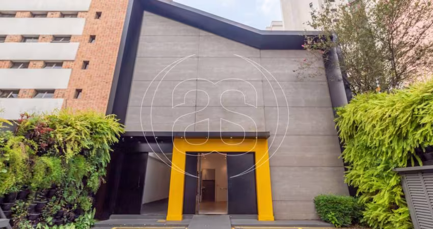 Casa Comercial na Região de Moema