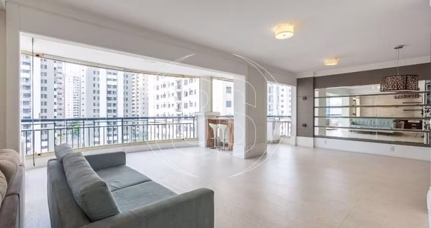 Apartamento Neoclássico com Vista Espetacular no Brooklin Paulista