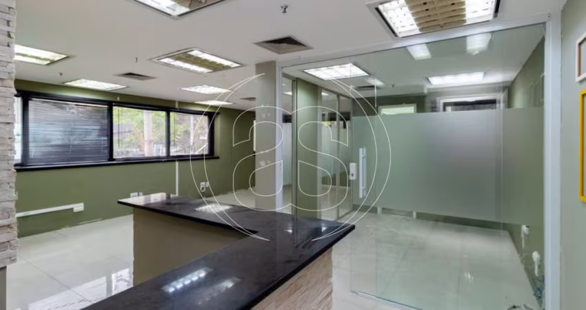Oportunidade Imperdível: Sala Comercial de 64m² em Moema!