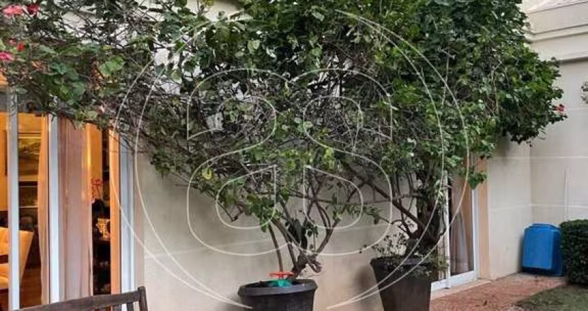 CASA A VENDA. MOEMA! 5 SUÍTES COM PISCINA