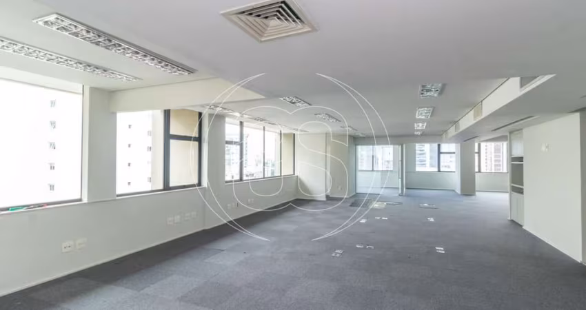 Oportunidade Imperdível! Espaço Comercial de 149m² no Bairro Indianópolis