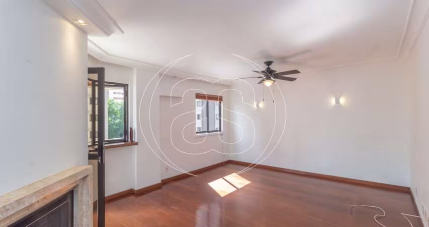 Apartamento para locação em Moema