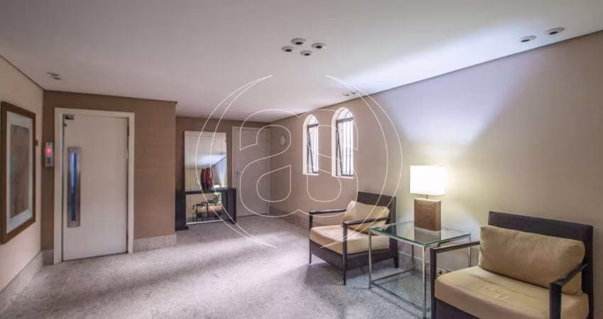 APARTAMENTO NA REGIÃO DE MOEMA