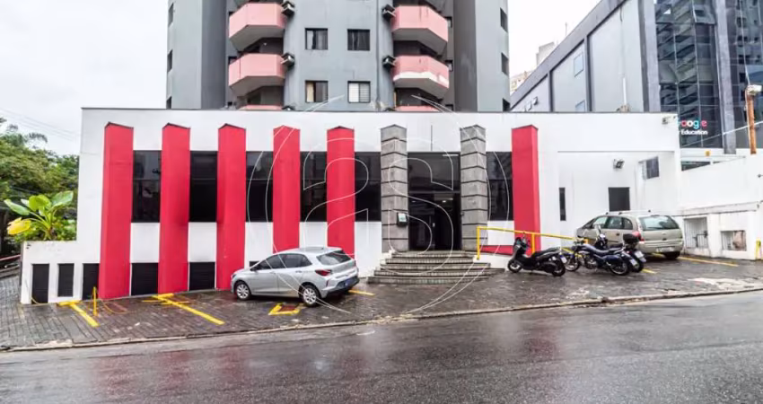 Ponto comercial com 8 salas para alugar na Rua Bernardino de Campos, 145, Campo Belo, São Paulo
