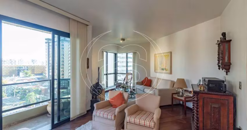 Apartamento residencial na região de moema com 172m²