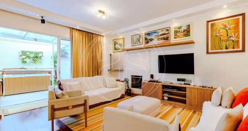 CASA EM CONDOMINIO FECHADO
