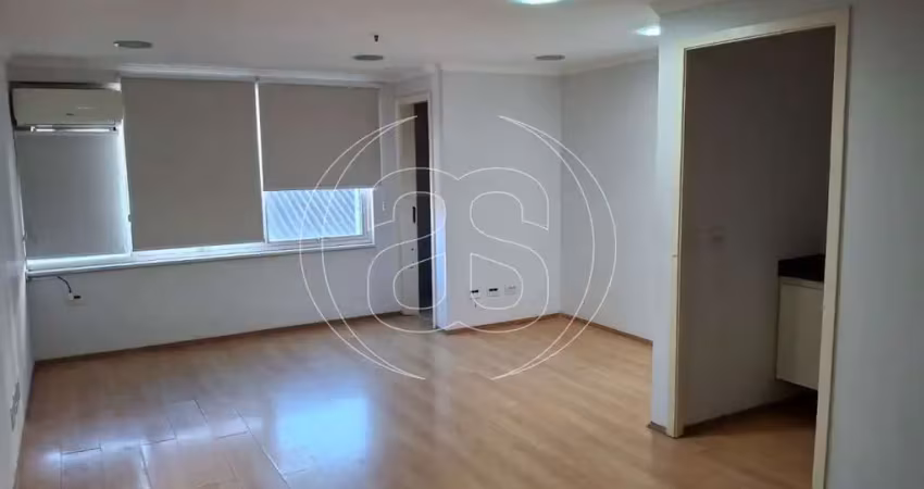 Sala comercial com 1 sala à venda na Rua Américo Brasiliense, 1490, Chácara Santo Antônio, São Paulo