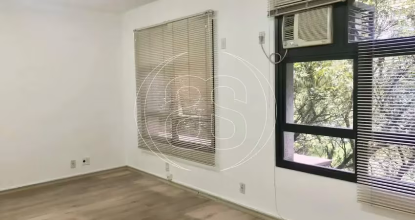 Imóvel comercial com uma garagem para venda e locação na vila nova conceição