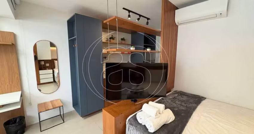 Apartamento totalmente mobiliado em moema fora de rota dos aviões
