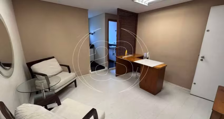 Sala comercial com 2 salas para alugar na Rua Juquis, 273, Moema, São Paulo