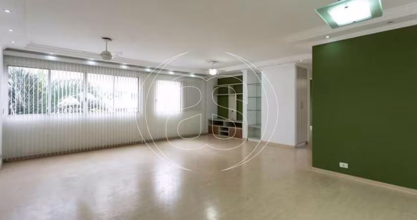 APARTAMENTO NA REGIÃO DE MOEMA