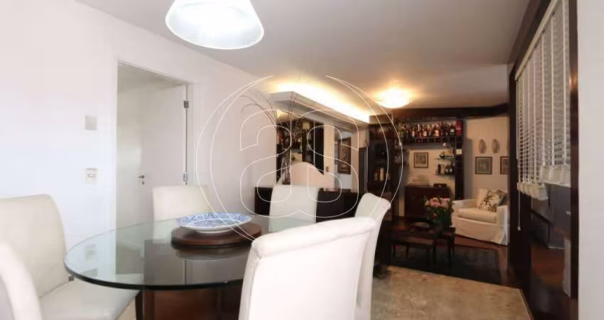 ÓTIMO APARTAMENTO EM MOEMA PÁSSAROS - 240M²
