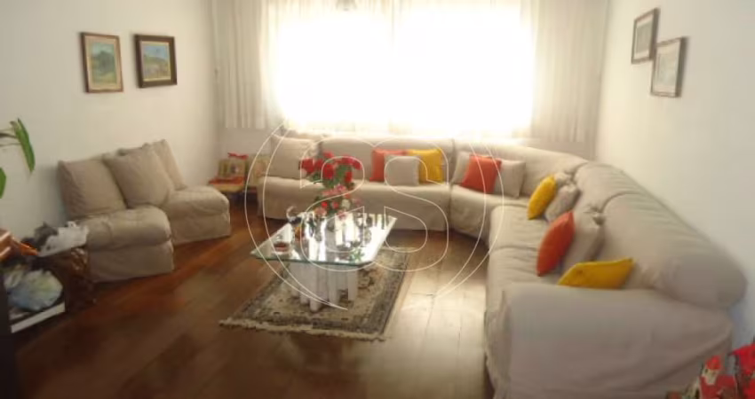 Viva com Elegância: Apartamento Exclusivo em Moema Índios - Próximo ao Shopping Ibirapuera!