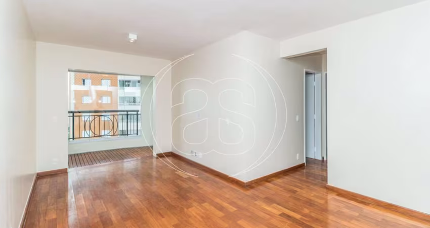 Apartamento para venda e locação em Moema