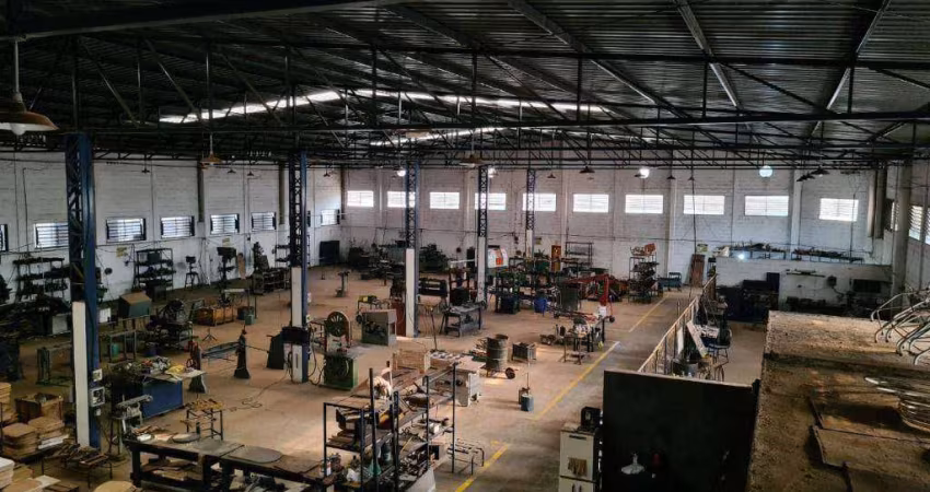 Galpão à venda, 3200 m² por R$ 5.000.000,00 - Jardim Jóquei Clube - Ribeirão Preto/SP